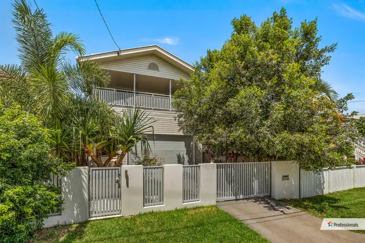 9 McIntyre Street, Wooloowin QLD 4030