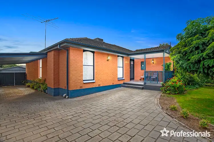 57 Gladesville Drive, Kilsyth VIC 3137