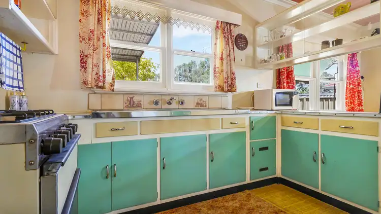 Fifth view of Homely house listing, 31 Emma Street, Mooroopna VIC 3629