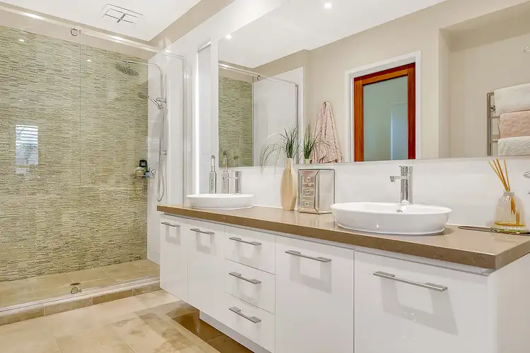 Fourth view of Homely house listing, 16 Asbury Street, Craigieburn VIC 3064
