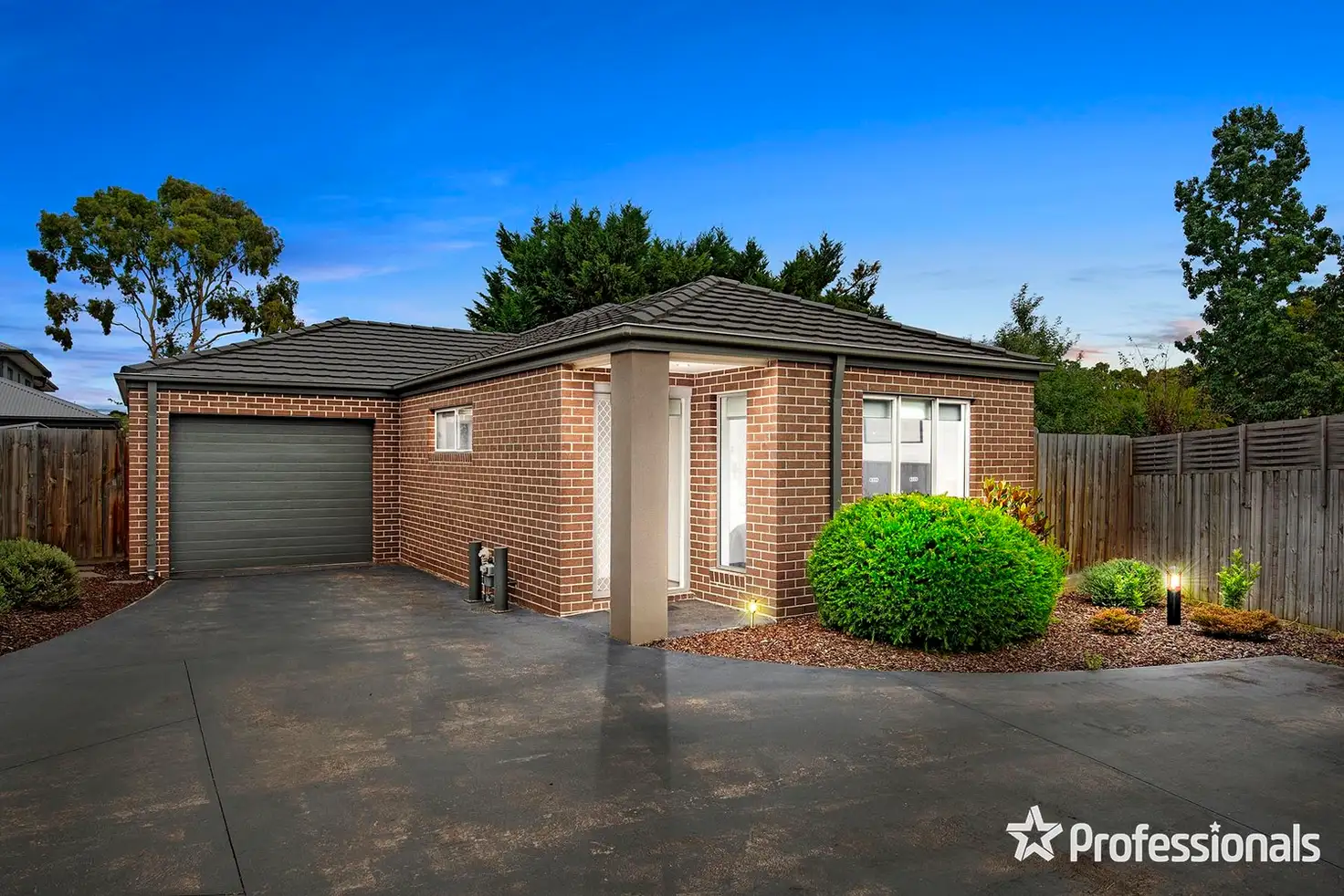 Main view of Homely house listing, 6 Wisteria Close, Kilsyth VIC 3137