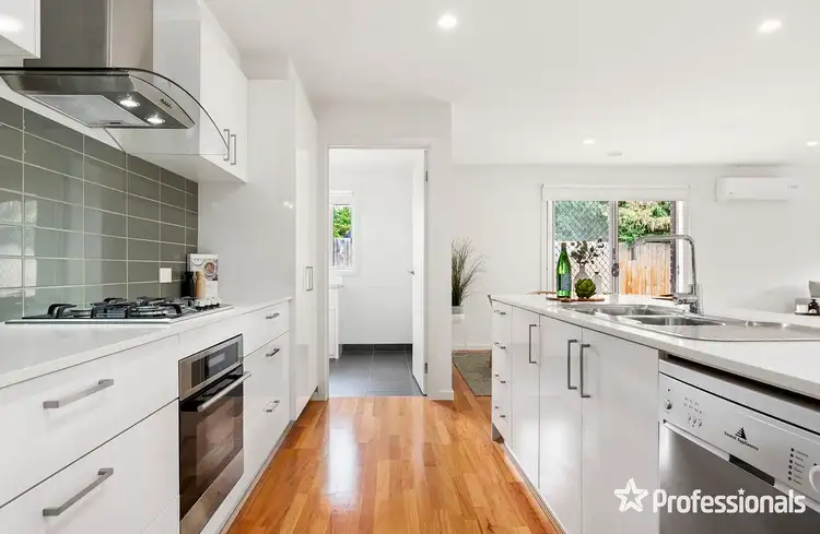 Second view of Homely house listing, 6 Wisteria Close, Kilsyth VIC 3137