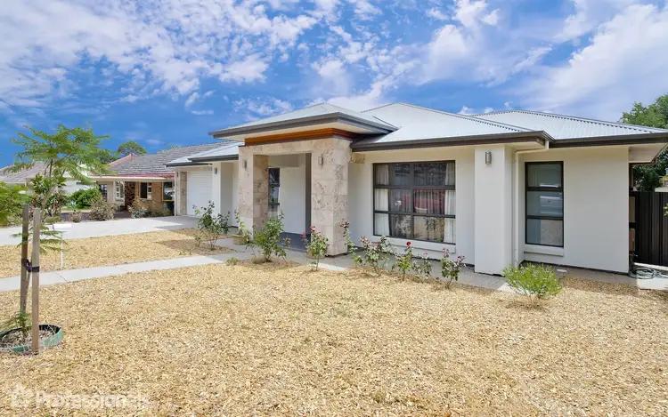 15 Porter Terrace, Rostrevor SA 5073