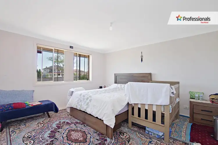 Fifth view of Homely house listing, 9 Farrell Place, Fairfield West NSW 2165