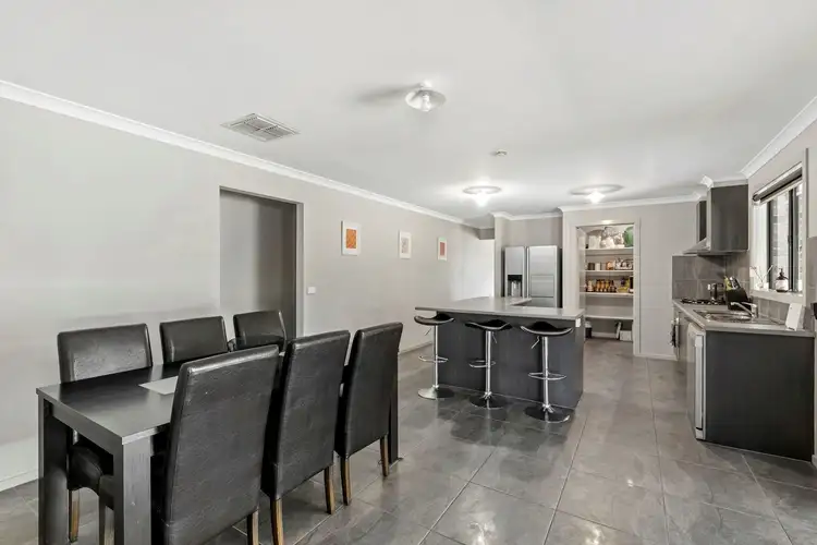 Second view of Homely house listing, 4 Moira Court, Ascot VIC 3551