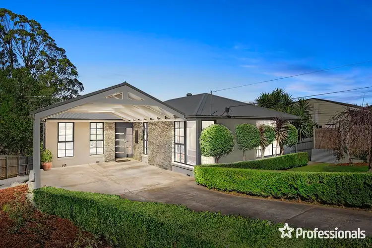 42 Chirnside Drive, Chirnside Park VIC 3116
