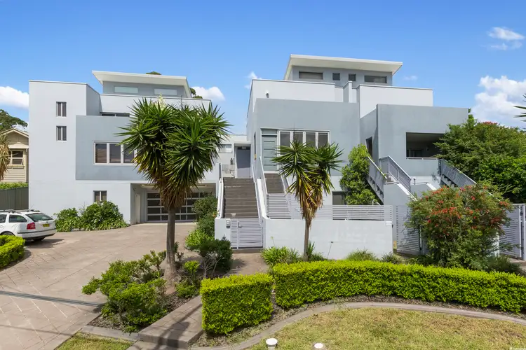 Main view of Homely townhouse listing, 7/27 Rawlinson Avenue, Wollongong NSW 2500