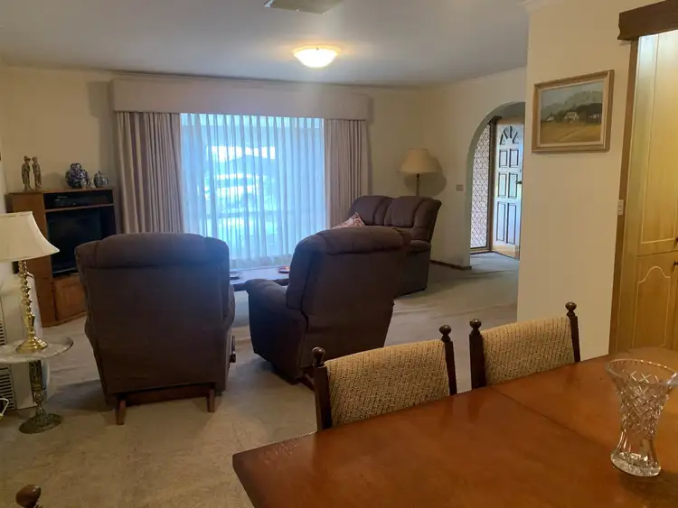 Second view of Homely house listing, 2 Eildon Court, Kialla VIC 3631
