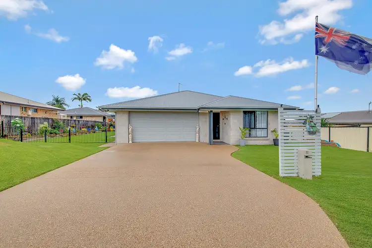 52 Thomas Street, Emu Park QLD 4710