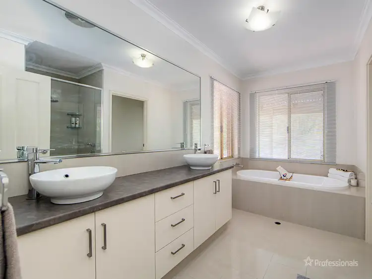 Third view of Homely house listing, 70 Dale Place, Orange Grove WA 6109