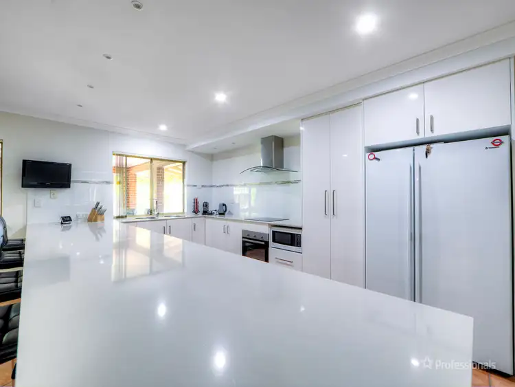 Seventh view of Homely house listing, 70 Dale Place, Orange Grove WA 6109