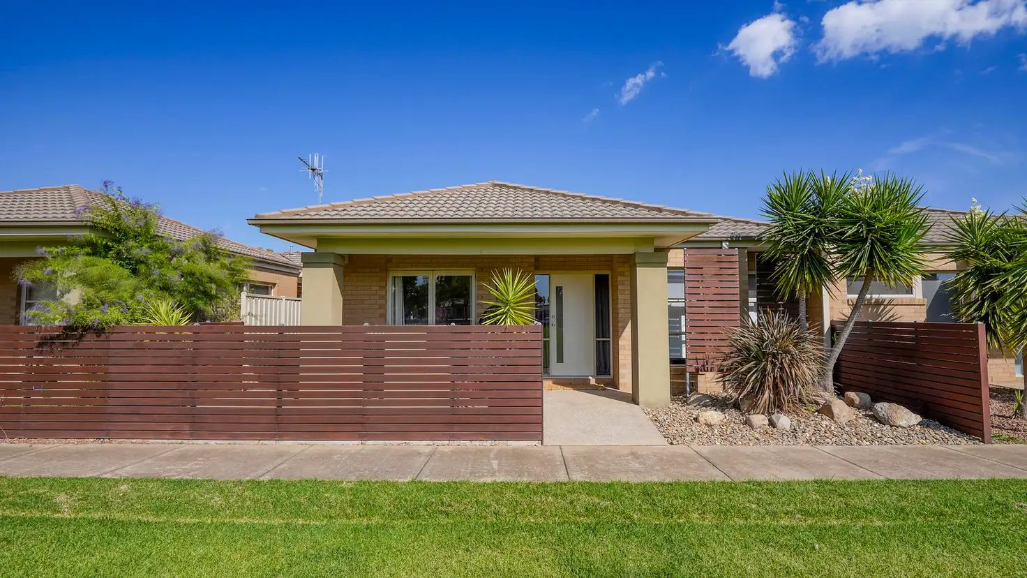 Main view of Homely townhouse listing, 9 Toorak Terrace, Shepparton VIC 3630