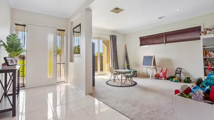 Seventh view of Homely townhouse listing, 9 Toorak Terrace, Shepparton VIC 3630