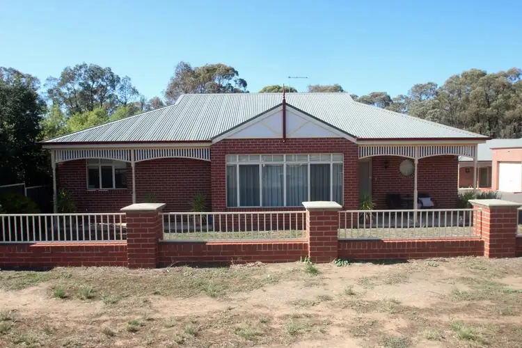 Main view of Homely townhouse listing, 2/188 Gladstone Street, Maryborough VIC 3465