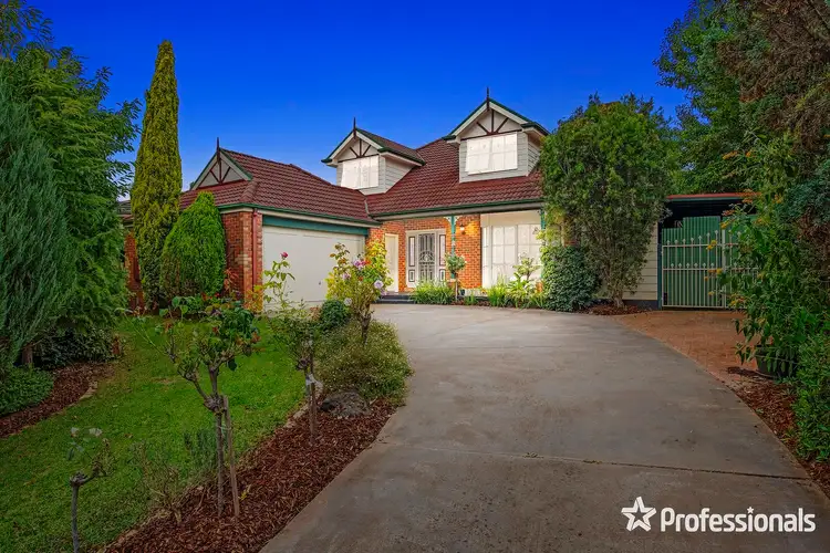 2 Bransdale Close, Mooroolbark VIC 3138