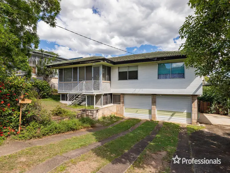 19 Eurobin Crescent, Ferny Hills QLD 4055