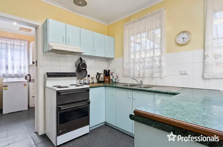 Second view of Homely house listing, 6 Ricky Court, Mooroolbark VIC 3138