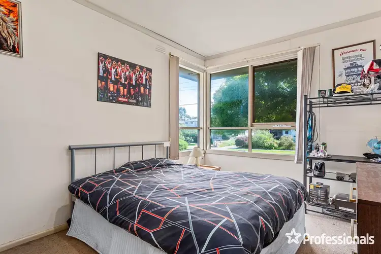 Sixth view of Homely house listing, 6 Ricky Court, Mooroolbark VIC 3138