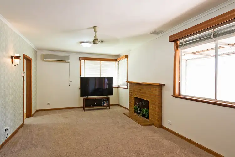 Fifth view of Homely house listing, 3 Gerrand Street, Swan Hill VIC 3585