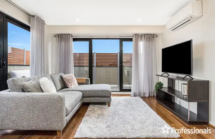 Fifth view of Homely apartment listing, 203/18 Myrtle Street, Bayswater VIC 3153