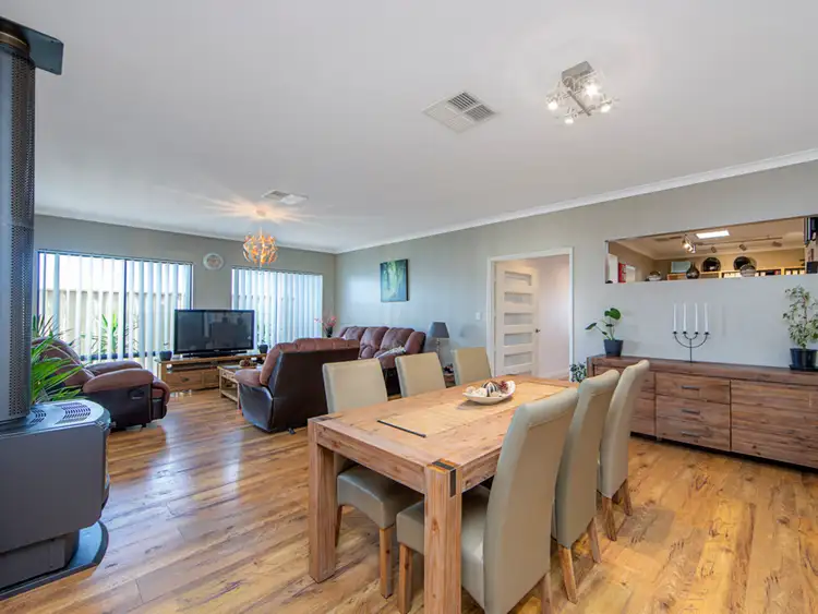 7 Mispickel Way, Wattle Grove WA 6107