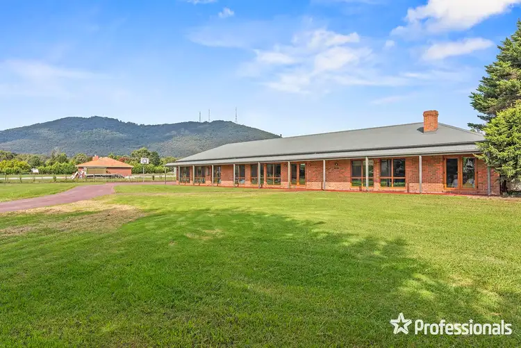 2 Jeanette Maree Court, Kilsyth VIC 3137