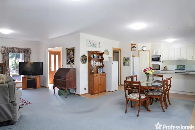 Second view of Homely house listing, 7 Valley View Court, Yarra Junction VIC 3797