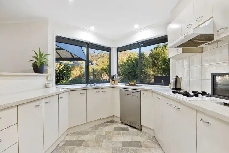 Fifth view of Homely house listing, 8 Conboy Court, Ascot VIC 3551