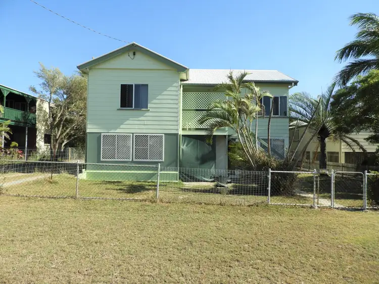 100 Powell Street, Bowen QLD 4805