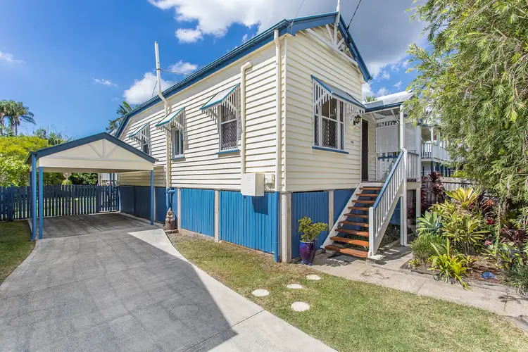 118 Palm Avenue, Shorncliffe QLD 4017