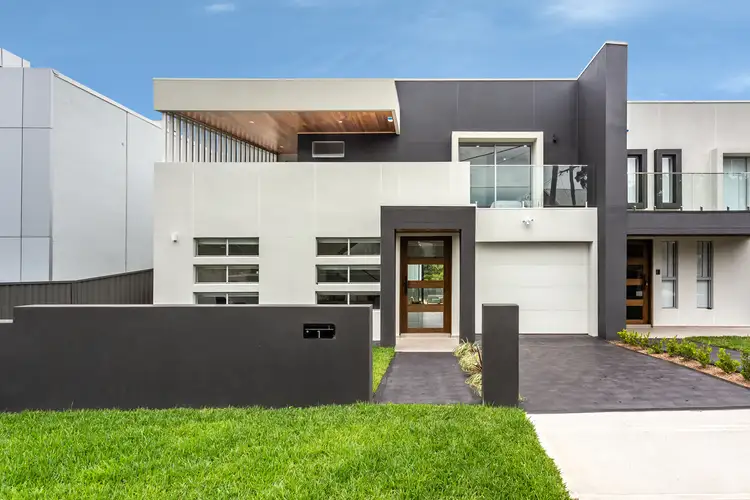 1 Lawford Street, Greenacre NSW 2190