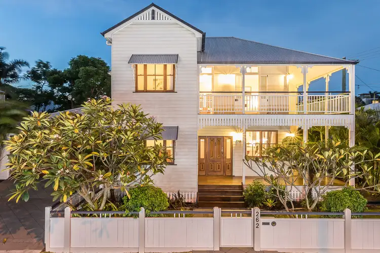 262 Rainbow Street, Shorncliffe QLD 4017