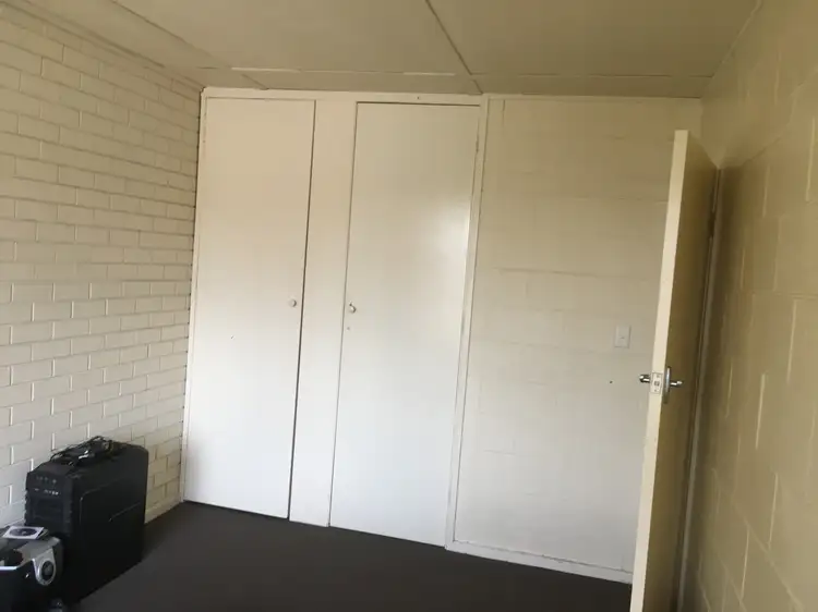 Fifth view of Homely unit listing, 4/18 Hopetoun Avenue, Morwell VIC 3840