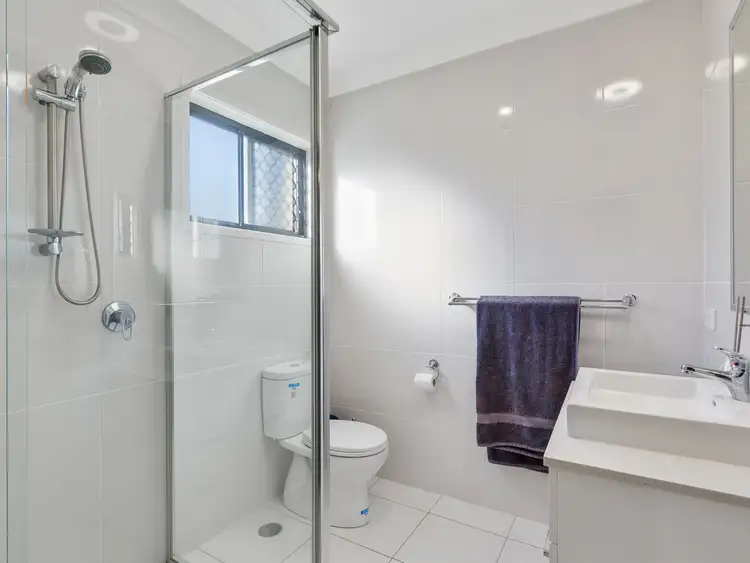 Sixth view of Homely unit listing, 4/87 West Street, Allenstown QLD 4700