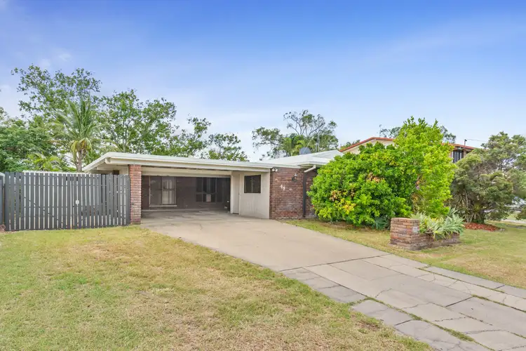 49 Medcraf Street, Park Avenue QLD 4701