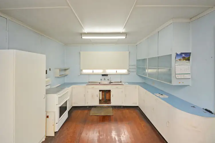 Fourth view of Homely house listing, 260 Elphinstone Street, Koongal QLD 4701