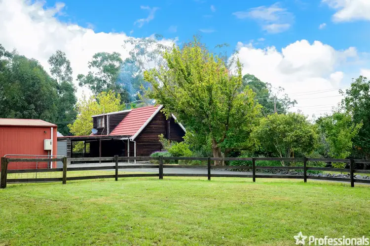 2910 Warburton Highway, Wesburn VIC 3799