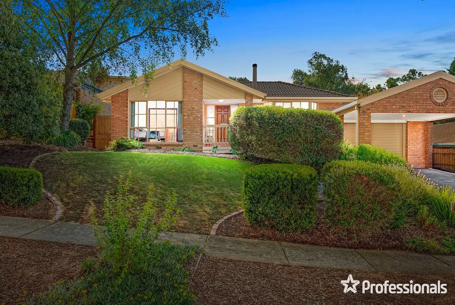 Main view of Homely house listing, 124 Lakeview Drive, Lilydale VIC 3140