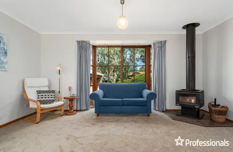 Second view of Homely house listing, 124 Lakeview Drive, Lilydale VIC 3140