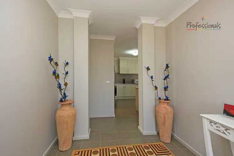 Third view of Homely house listing, 2 Innisbrook Avenue, Wodonga VIC 3690