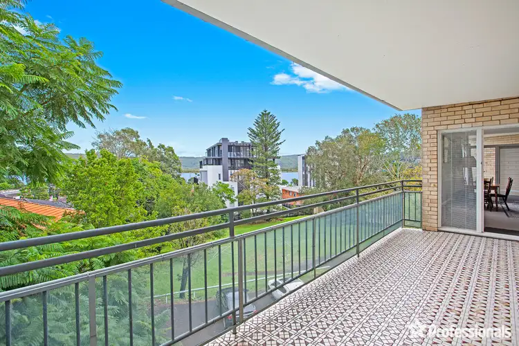 8/138-140 Albany Street, Point Frederick NSW 2250