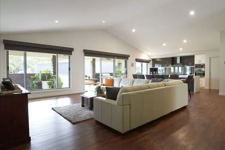 Fifth view of Homely house listing, 6 Redbyrne Court, Grahamvale VIC 3631