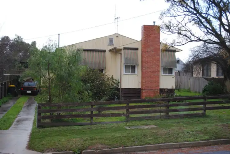 34 Primrose Street, Maryborough VIC 3465
