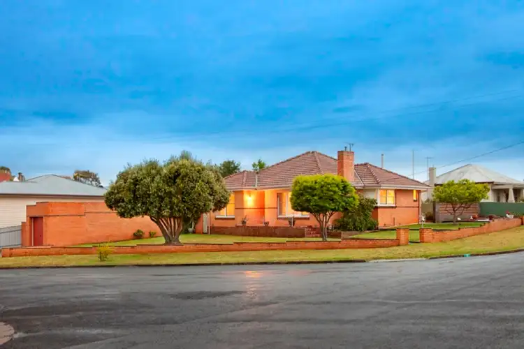 2 Brougham Street, Maryborough VIC 3465