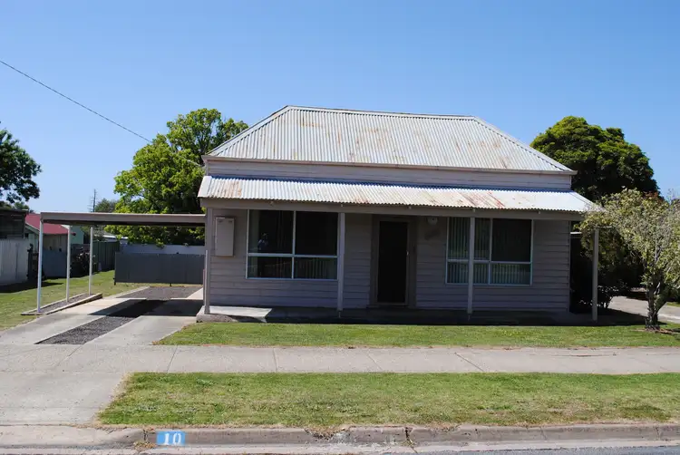 10 Newton Street, Maryborough VIC 3465