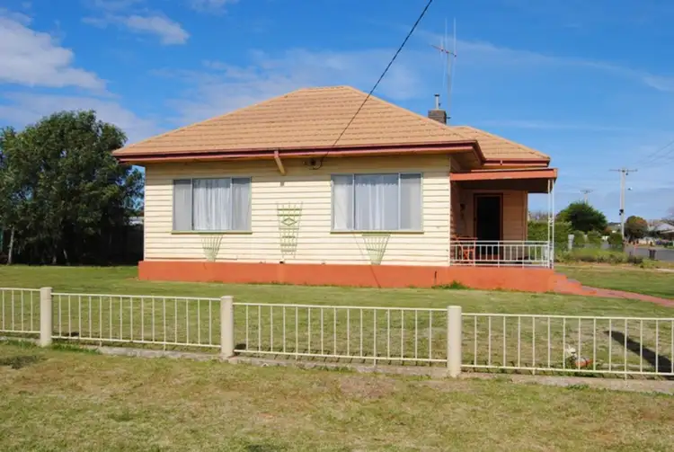 21 Wills Street, Maryborough VIC 3465