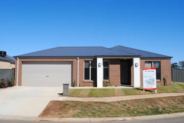 24 Hosken Street, Maryborough VIC 3465