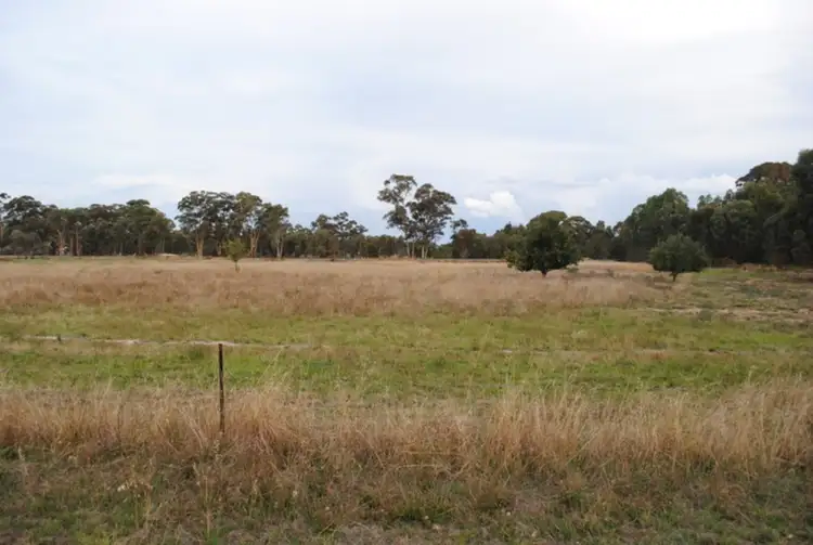 6 Churchill Court, Maryborough VIC 3465