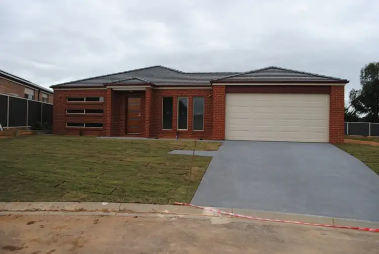 13 Gardiner Court, Maryborough VIC 3465