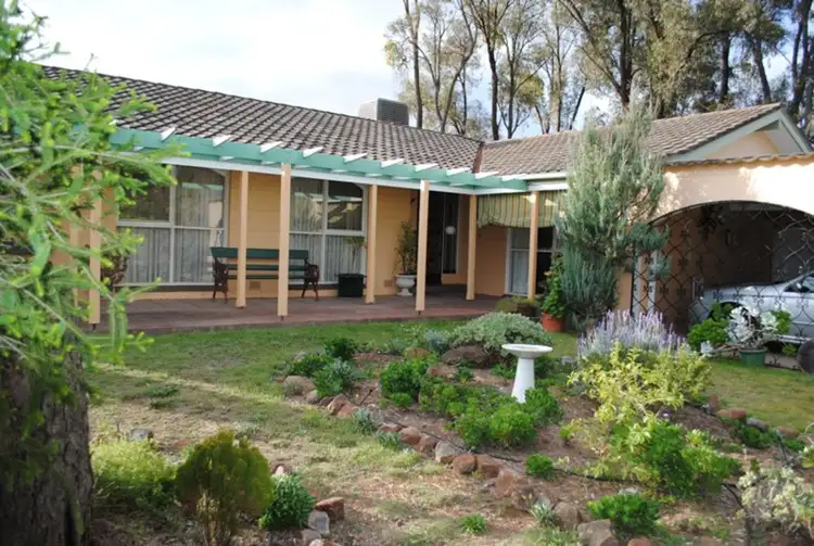 58-60 Laidman Street, Maryborough VIC 3465